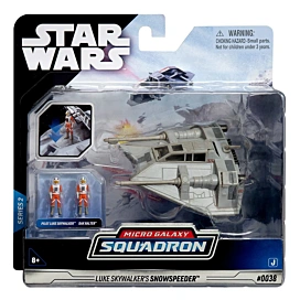 Набір колекційних фігурок Star Wars Medium Vehicle and figures Snowspeeder (Luke Skywalker)