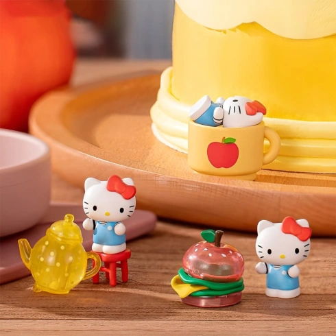 Фігурка-сюрприз Pop Top Hello Kitty Яблучний воркшоп - 4