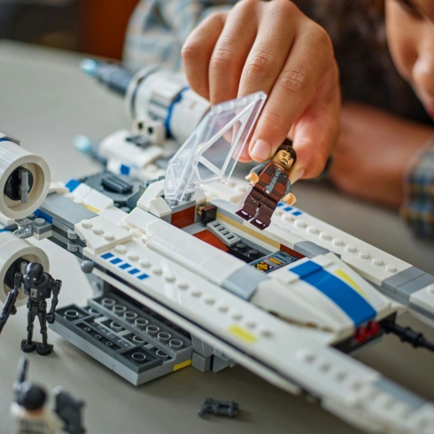 LEGO Star Wars Повстанський винищувач U-Wing 75399 - 14