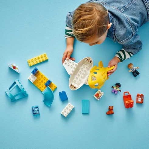 LEGO DUPLO Уперше в аеропорту 10443 - 4