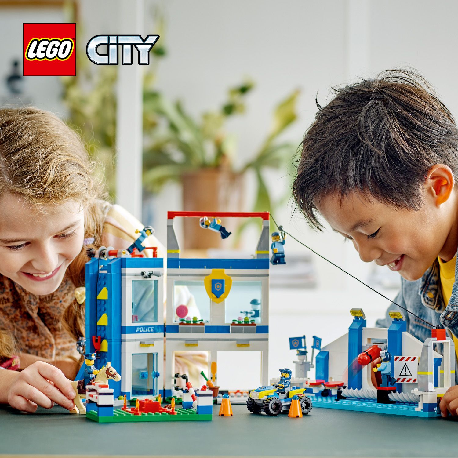 Три унікальні піратські пригоди LEGO®