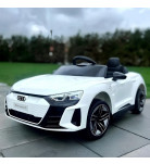 Дитячий електромобіль Audi RS e-tron GT 