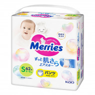 Трусики-підгузки Merries S (4-8 кг), 62 шт